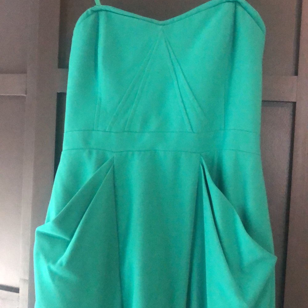 BCBGMaxAzria Green Strapless Dress Sz 4